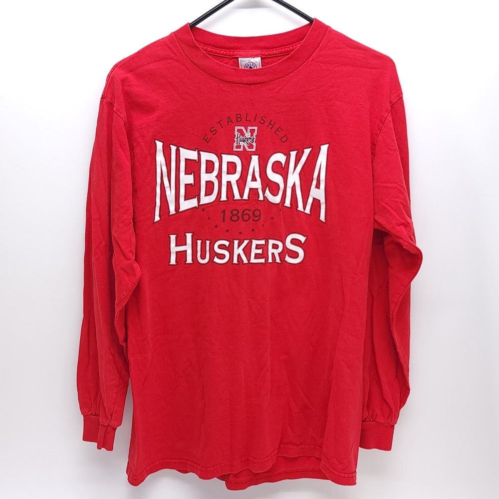 Vintage Nebraska Huskers Long Sleeve T-Shirt Men's M Medium Red Delta Pro Weight